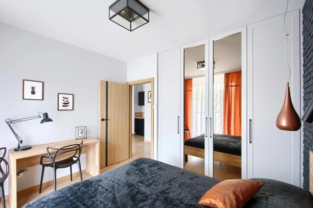 Grzybowska Residence Inter-Apartments Warsaw Apartment