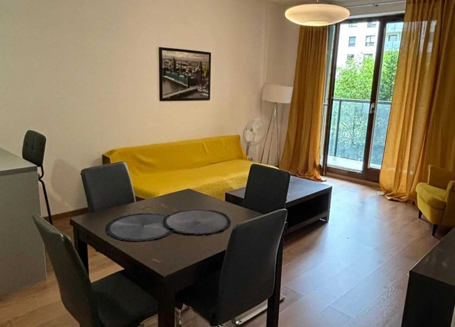 Grzybowska Residence Inter-Apartments Warsaw Apartment